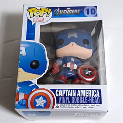 Funko Pop! Marvel Avengers Captain America Vinyl Bobble-Head Figure #10
