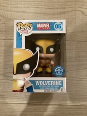 Funko #05 WOLVERINE UNDERGROUND TOYS EXCLUSIVE (w/ SOFT POP PROTECTOR)