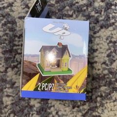 Funko Multiple: Pixar – Bitty Pop! Towns Russell and The House