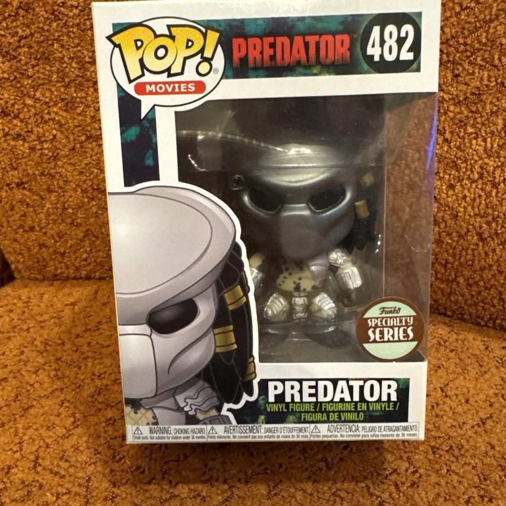 Funko Pop Predator #482 Funko Specialty Series 2017 Movie Horror W/Protector