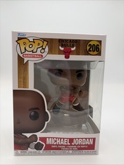Michael Jordan Funko POP! NBA Bulls The Shot #206 With Pop Protector Ship Fast