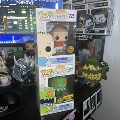 Funko Pop! Nickelodeon Reptar GITD & Chase Tommy *Damaged Box”