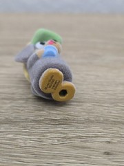 NEW Bluey Fuzzies Series 1 SNICKERS 08 Flocked 1.75″ Minifigure