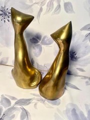 Solid Brass Vintage Mid-Century Sitting Cats Figurine Male & Female Brass Cats