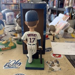 Kris Bryant 2015 Cubs NL Rookie of Year Bobblehead New in Box 8″ Tall