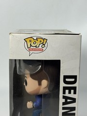 Funko Pop Supernatural – Dean Winchester #444 (w/ Blade) – Box Wear – Protector