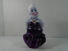 DISNEY’S THE LITTLE MERMAID–8″ URSULA FIGURE (LOOK)