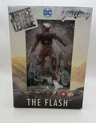 Diamond Select DC Gallery The Flash PVC Diorama Justice League Boxed 2018