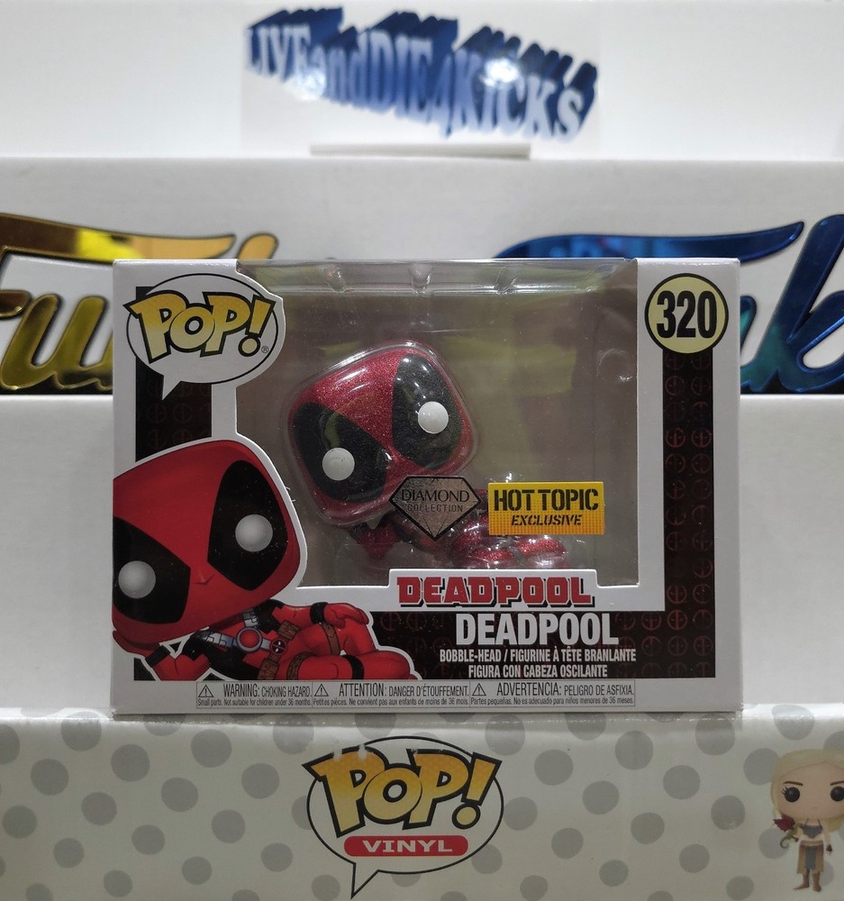 Funko POP! Marvel Deadpool Lounging Diamond Glitter #320 Hot Topic Exclusive NEW