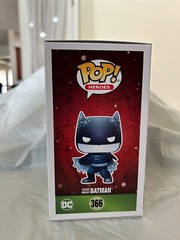 Funko Pop DC Heroes 366 SILENT KNIGHT BATMAN Vinyl Figure Hot Topic Exclusive