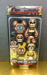 2022 Funko Snaps! – Five Nights at Freddy’s – Springtrap & Freddy Fazbear 2-Pack