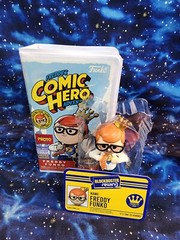 Funko – Freddy Funko Blockbuster Rewind Comic Hero SDCC Exclusive Common