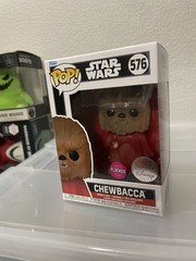 Funko Pop! Vinyl Star Wars Chewbacca Flocked Disney Exclusive #576 Figure
