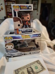 Funko Pop! ~ BACK TO THE FUTURE – MARTY MCFLY 49 ~ TIME MACHINE 02