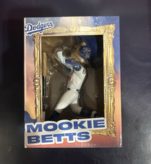 Dodgers Mookie Betts MLB Baseball Exclusive Figure Boxed Multicolor 2021