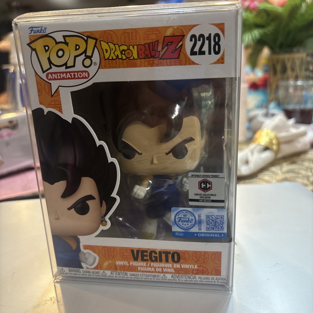 Funko Pop! Vinyl: Dragon Ball – Vegito – Chalice Collectibles (Exclusive) #2218