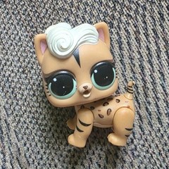 L.O.L. Surprise! Mini Animal Figurine Cat Beige Brown White Black Plastic